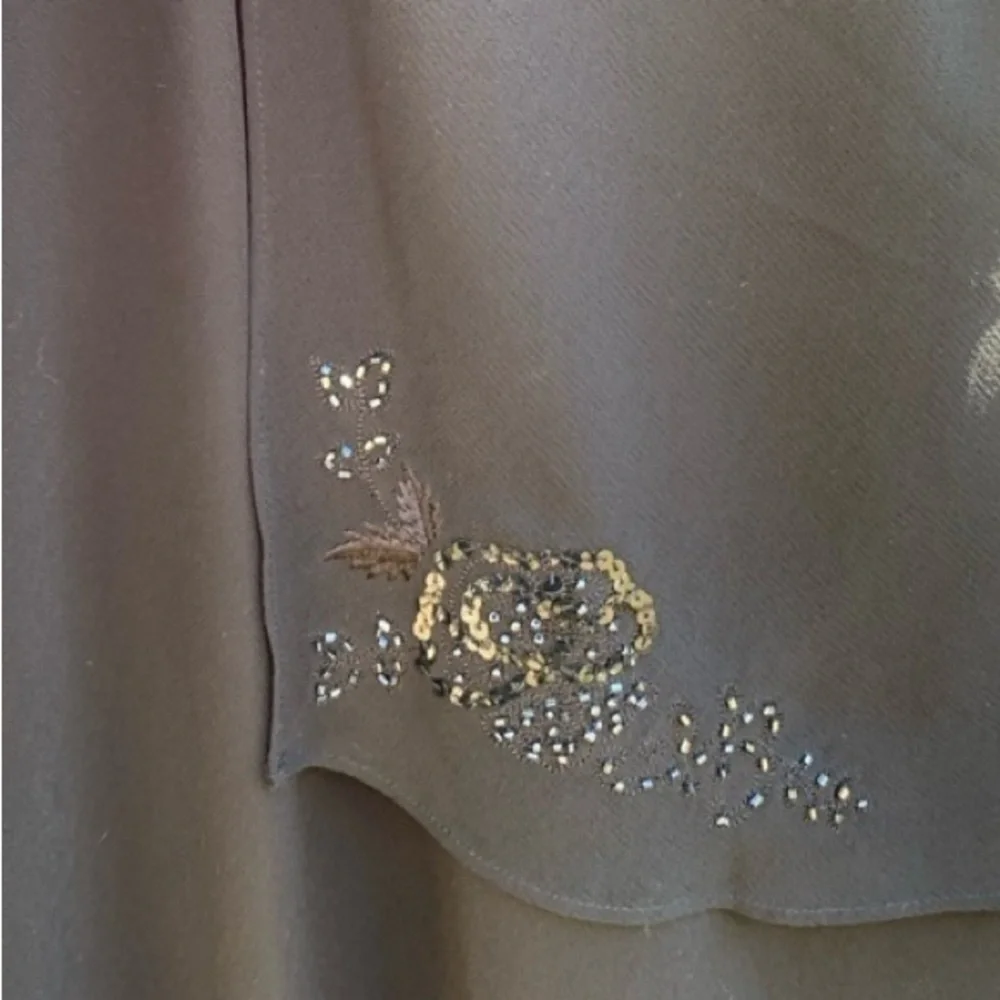 R & K Originals Black Chiffon Dress Sz 12 Short Sleeve Round Neck Sequin Accent - Picture 10 of 12